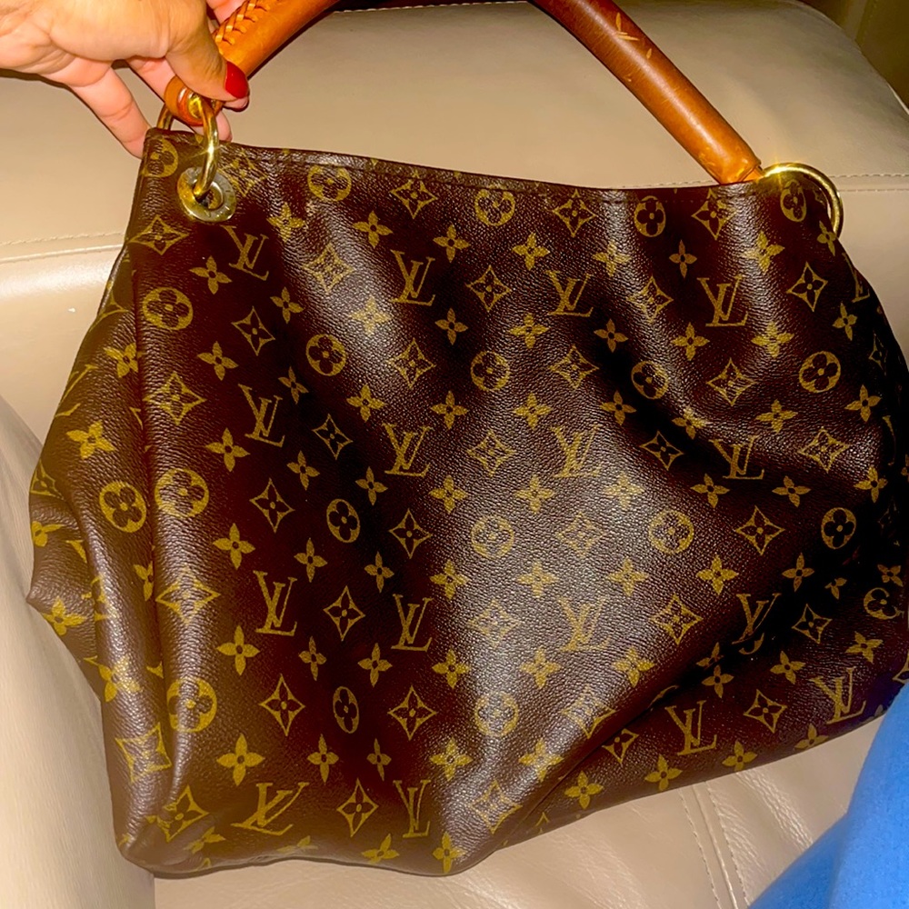 COPY - Louis Vuitton monogram array bag